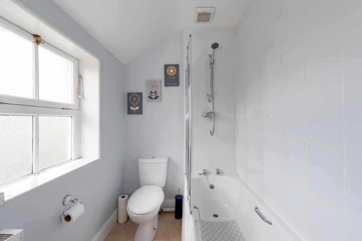 The King'S Meadery Apartment Bath Luaran gambar